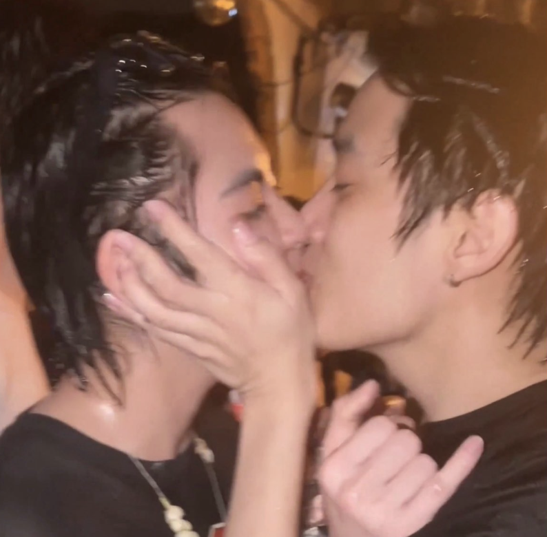 pol!★🦡 tweet media