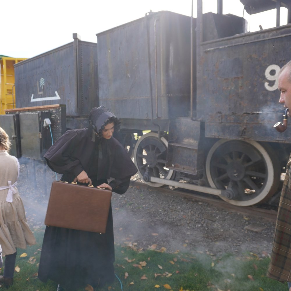 Almost time—are you ready?

We’re just one day away from the release of #EndoftheSantaFeTrail on #IndustriousFamilyTheater.

It’s a 10-minute Western—clean for Catholic family viewing.

The countdown is nearly over.

🎬 Watch it tomorrow, April 15: 
industriousfamily.com/streaming