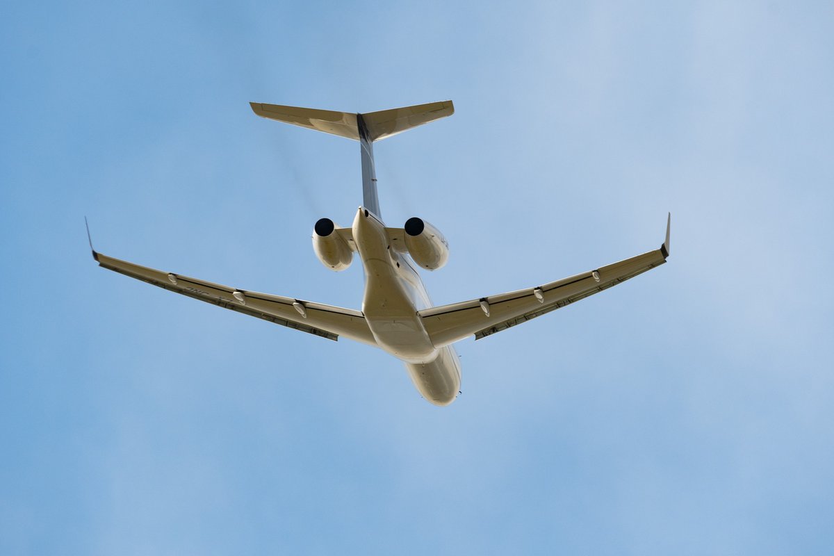 AeroAnalysisTAF's tweet image. Bombardier: Ultra-Rich Defy The Macro Shock For Now dlvr.it/TS2B8t #Bombardier #Investing #StockMarket #UltraRich #Macroeconomics