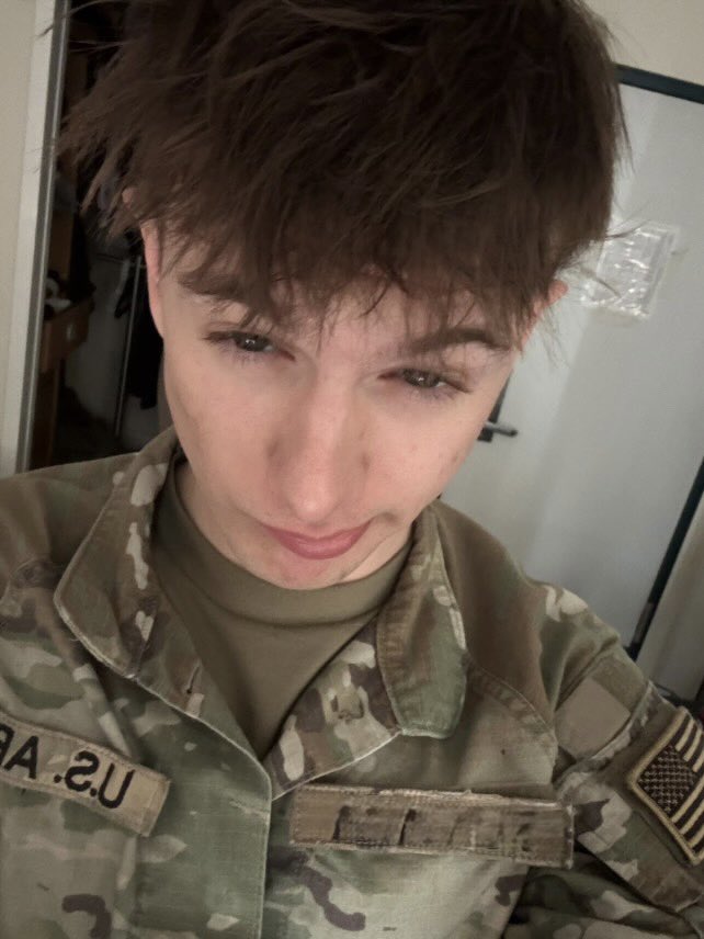 Drew 🖤 tweet media