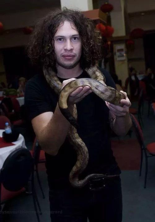 ampjamzz's tweet photo. Snake Toro https://t.co/O5PbhrC3NP