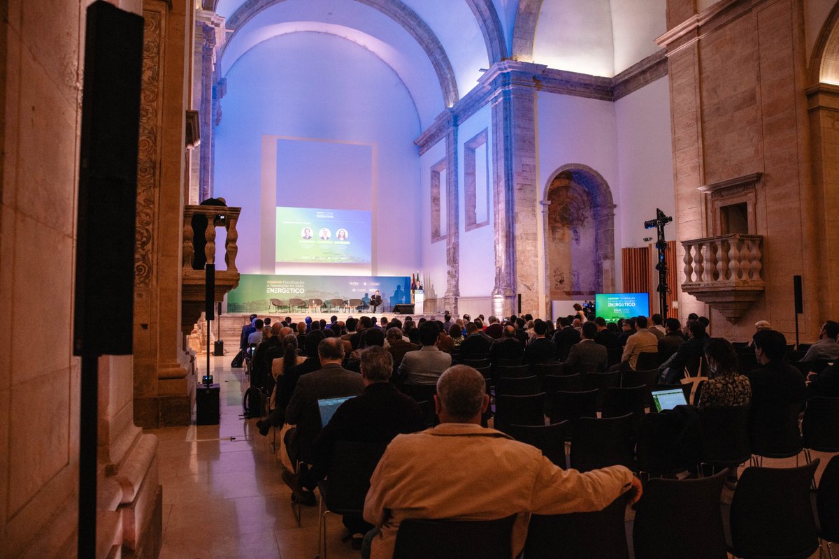 Município de Coimbra tweet media