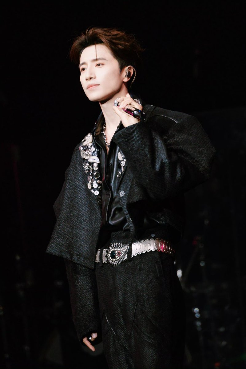 realTangBoYuan_'s tweet photo. 【20260412｜伯远FM0211电台】 

🔊คุณกำลังฟัง สถานีวิทยุกระจายเสียงป๋อหย่วน FM0211

ป๋อหย่วนไปเป็นแขกรับเชิญในคอนเสิร์ต CAELAN Concert Tour 2026 ของ เคเลน ที่สถานีกว่างโจว

🔗https://t.co/imhNdhOrs3

#伯远 #BoYuan #ป๋อหย่วน https://t.co/g436qsZUJQ