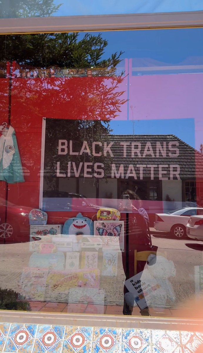 Beth Bourne tweet media