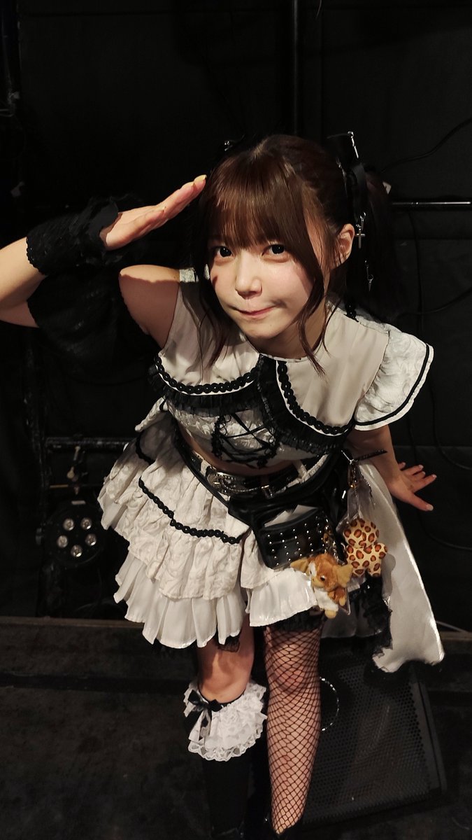 こてつ tweet media