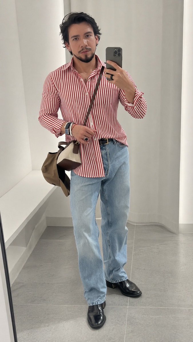 filho da Cher tweet media