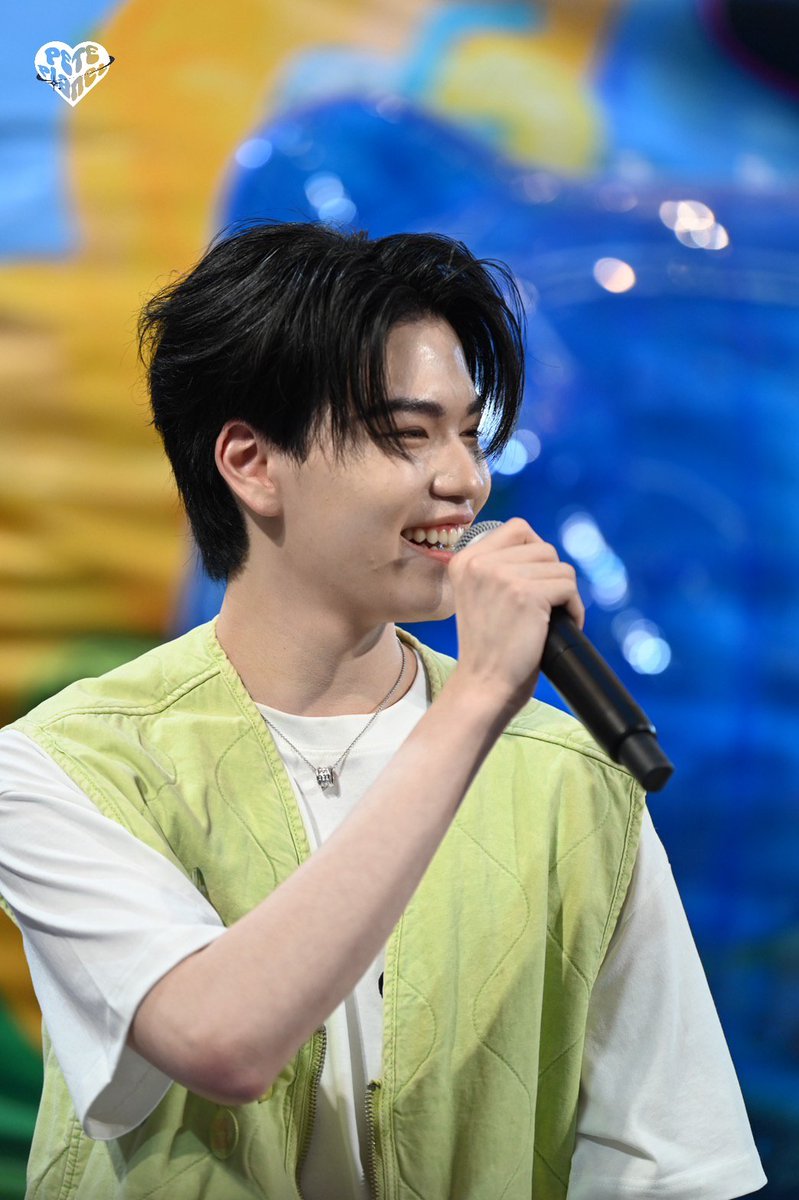 PETEplanet tweet media