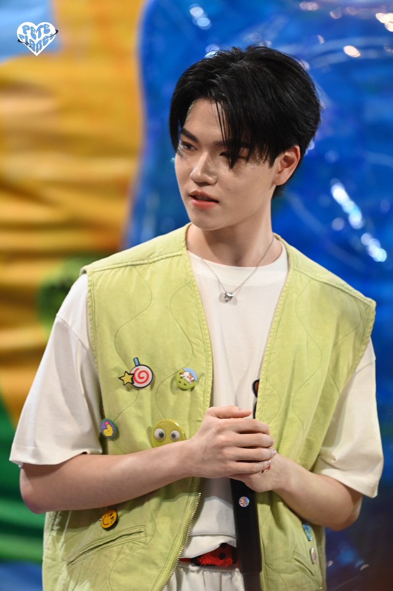 PETEplanet tweet media