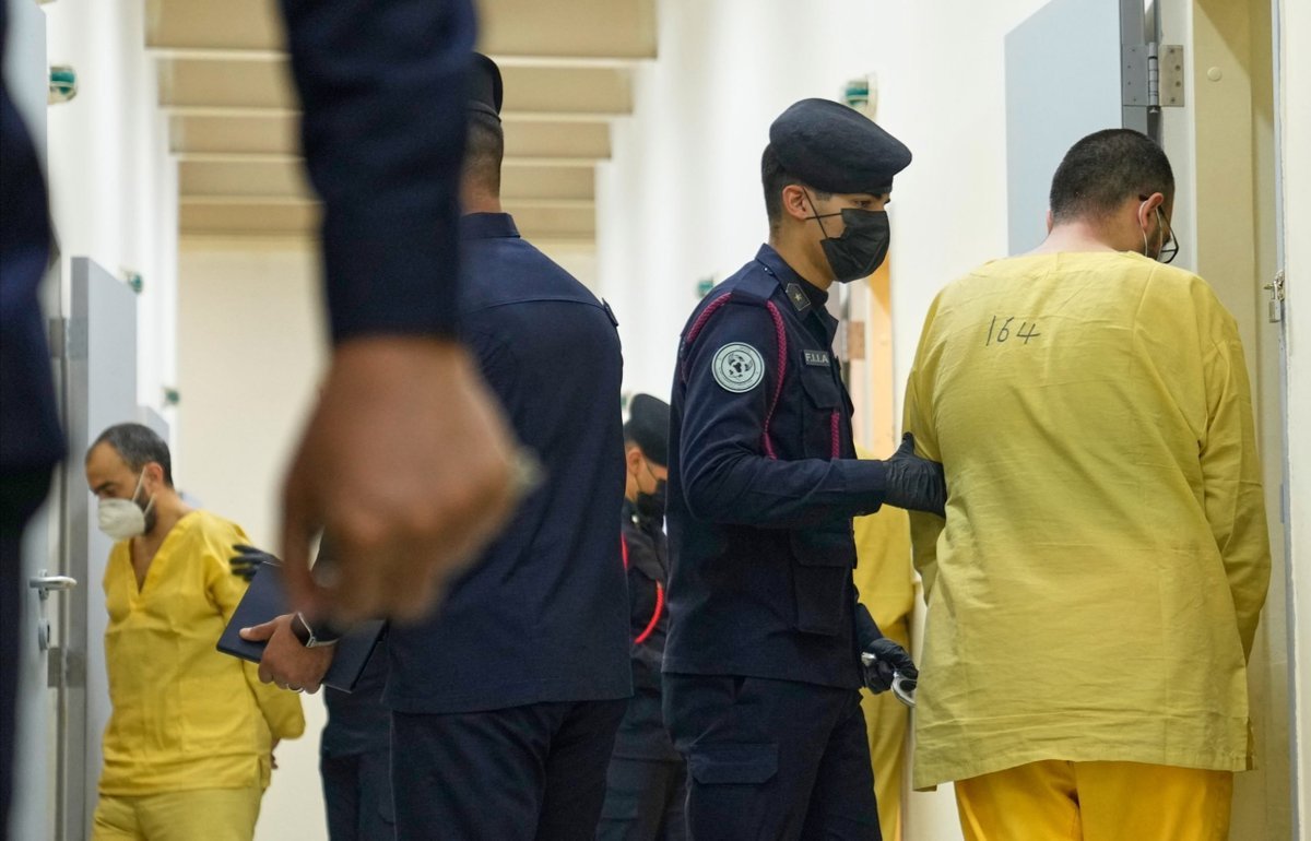 Shtuni's tweet image. An American citizen and a Finnish minor — part of the 5,704 #ISIS suspects transferred from #Syria to #Iraq — have been handed over to U.S. and Finnish authorities after Iraq’s Supreme Judicial Council cleared them of any ISIS affiliation, following judicial review.
- No name,