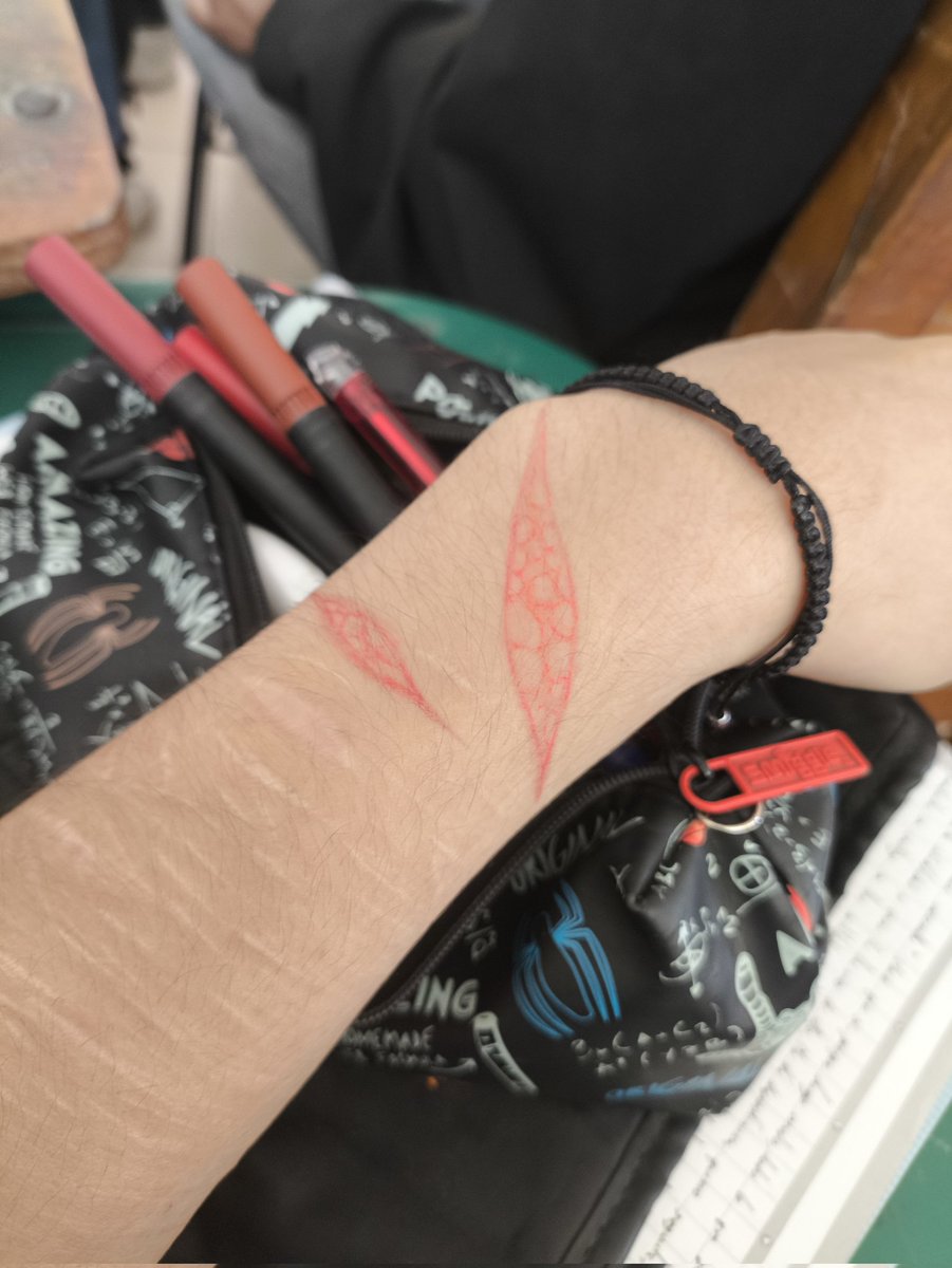 ° ❝𝐖𝐢𝐥𝐥𝐢𝐚𝐦❞ ∫ 🪽 ; tweet media