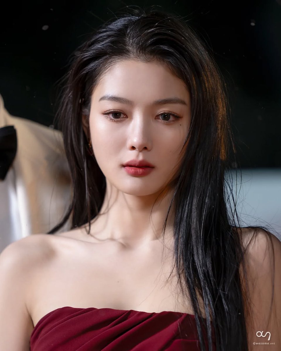 푸트리 ᥫ᭡ tweet media