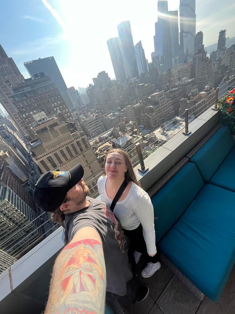 SDECLET's tweet photo. I’m a finalist in Margaritaville Resort Times Square’s Story Contest. Help me rally votes: https://t.co/x0KI8QHhBo @MVTimesSquare https://t.co/YsCedbwjyy
