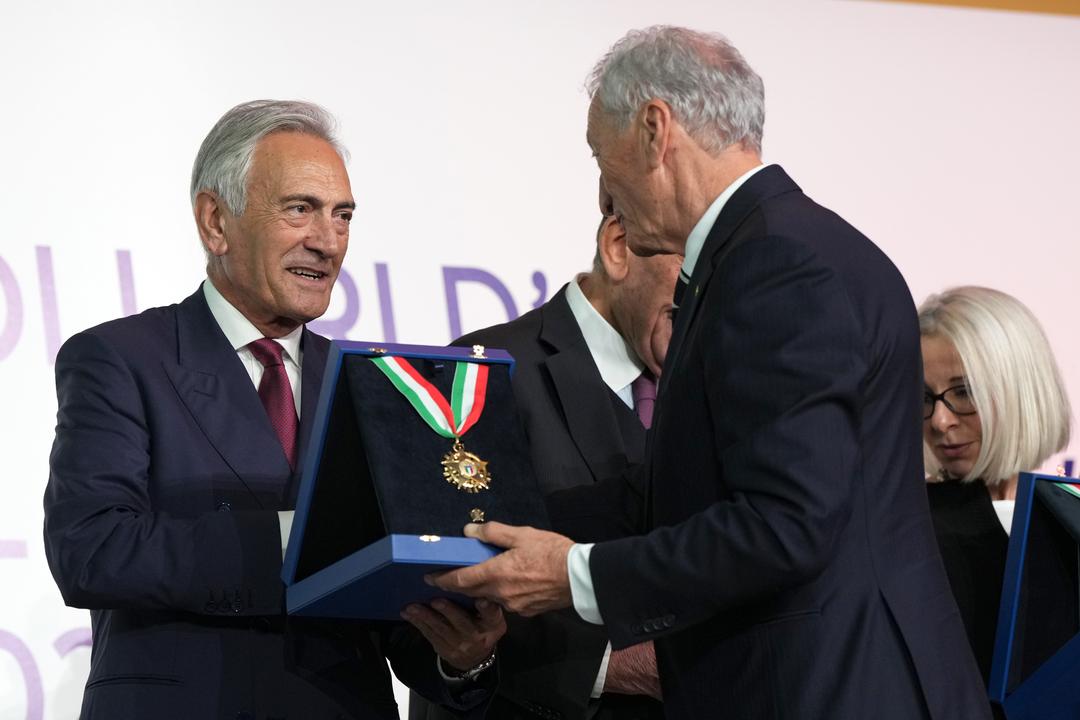 Fabio Wallys - NON spostare il focus tweet media