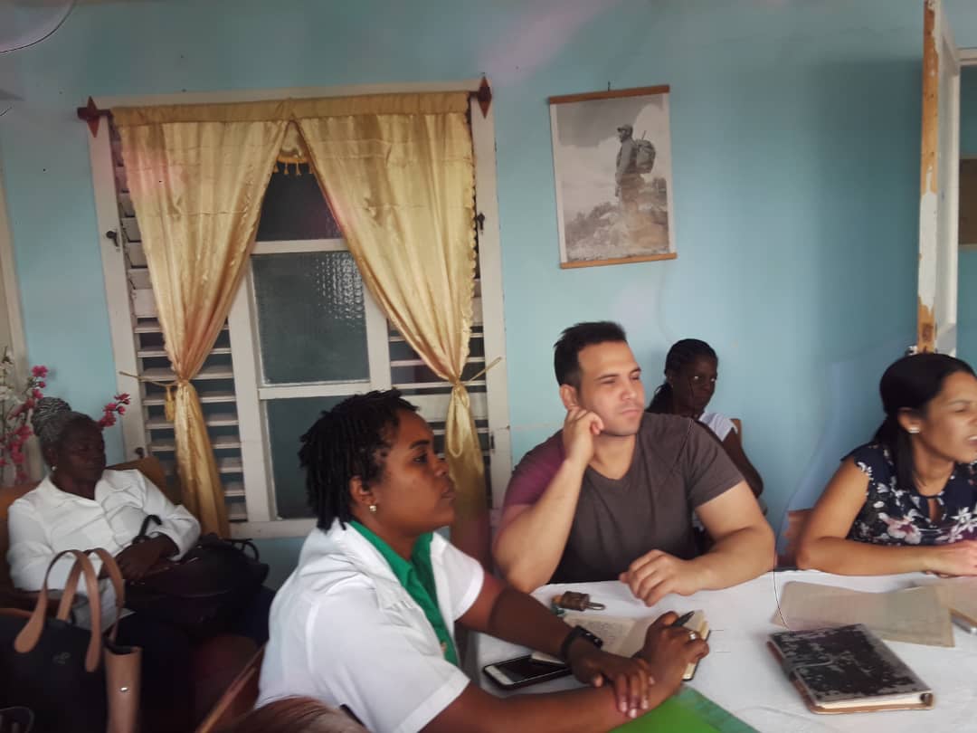 dmsmdga's tweet photo. En #Madruga esencial la reunion del GBT realizada en la tarde de ayer, analizando los problemas que aún afectan la calidad de los servicios, reconociendo los EBS destacados y evaluando el PAMI, #CubaPorLaVida https://t.co/p8L1Kfe86T