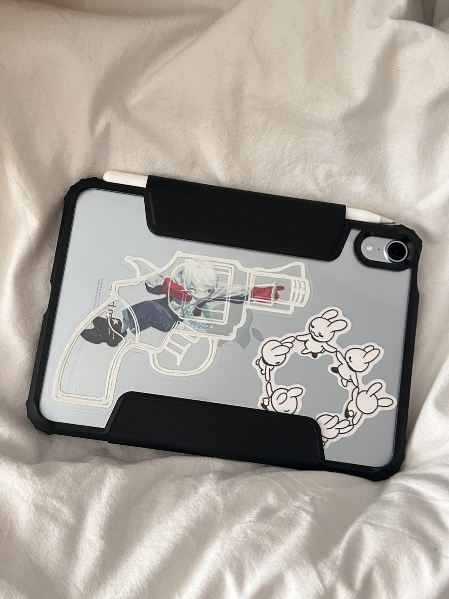 jo • 🍒 tweet media