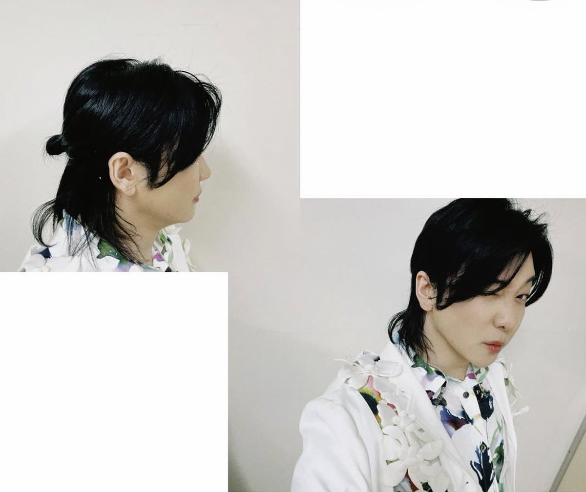 インスタ『🤍』投稿👈
横顔のフェイスラインきれいすぎな
黄金比ってやつかも.....🤔🤔
そうだ💡
チャッピーにはかってもらおう🤣🤣

#大森元貴
#大森元貴_インスタ