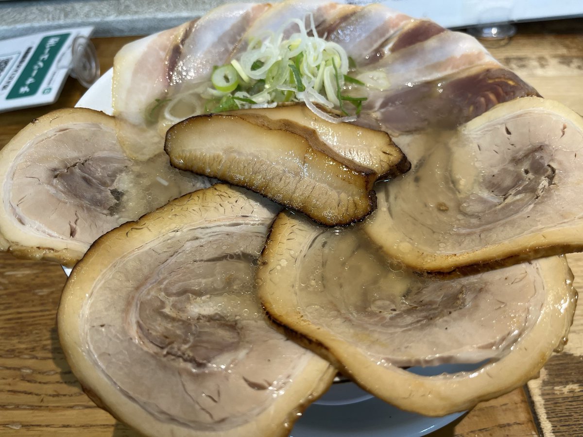 よこよこ tweet media