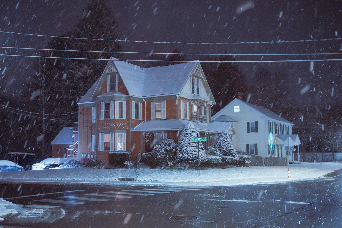 visualsofearth1's tweet photo. Winter in Massachusetts https://t.co/nbUfo6hGY8