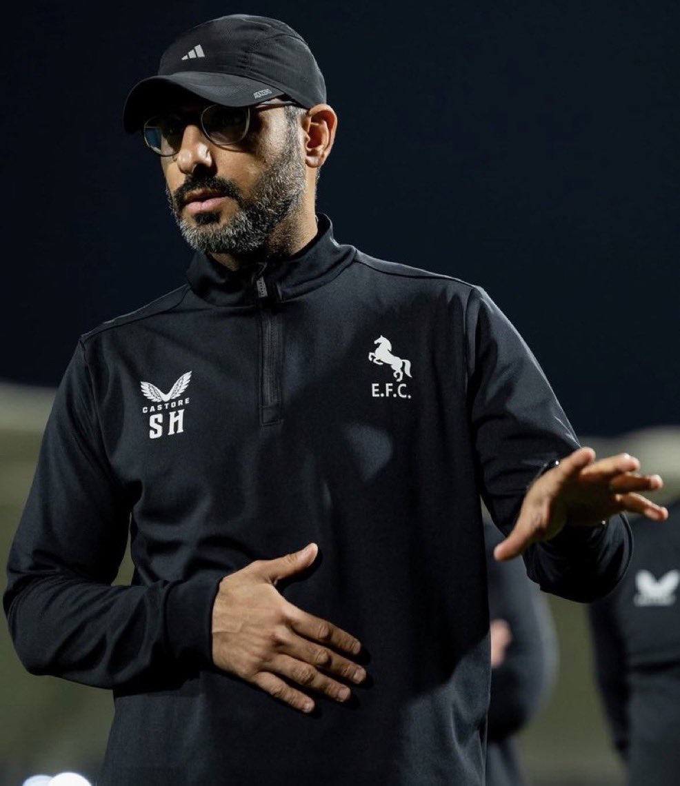 عكاز tweet media