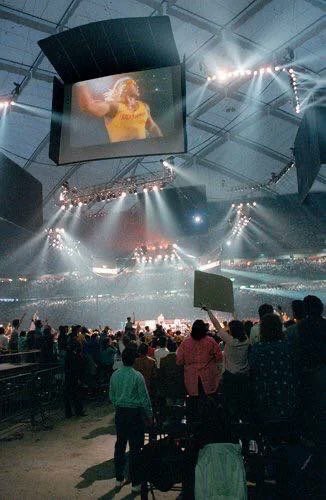 Book Pro Wrestlers tweet media