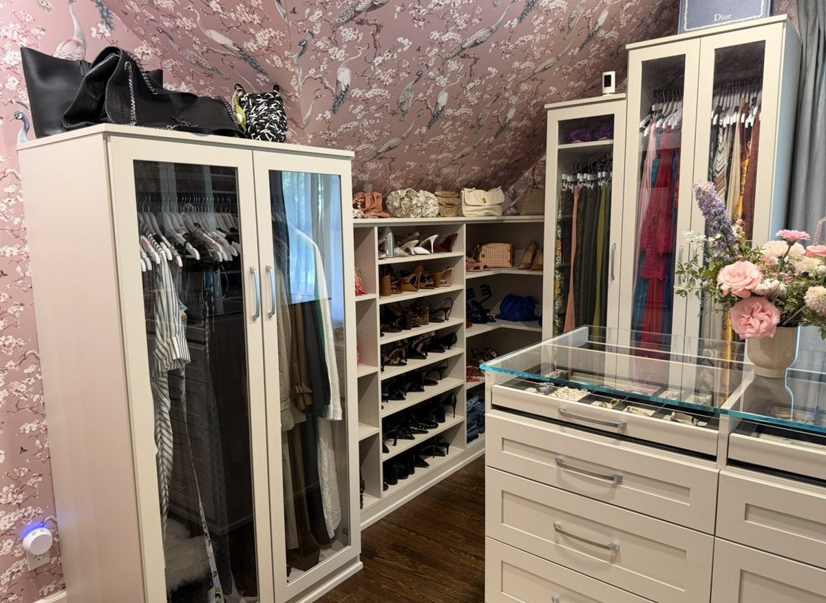 Kat Wilde 🖤 tweet media