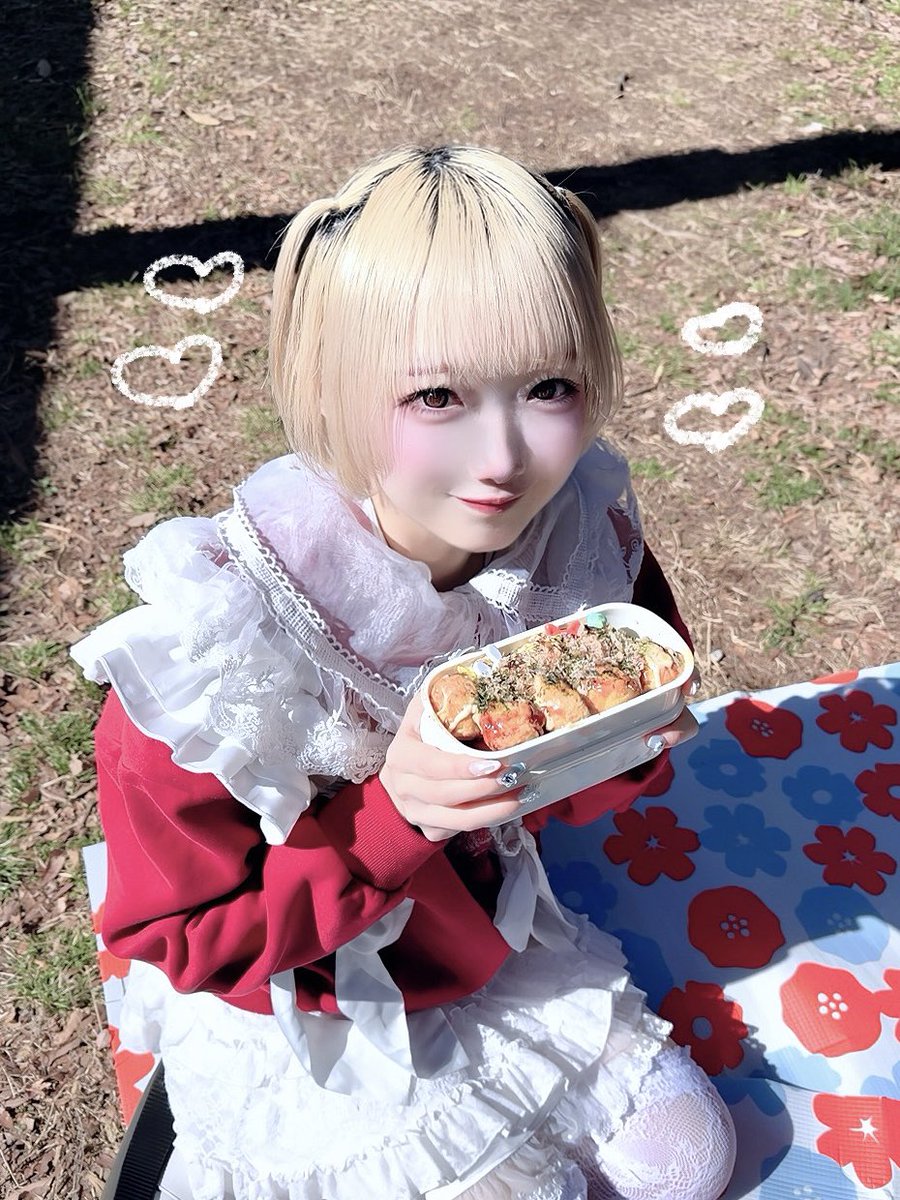 Ei_ladybaby's tweet photo. 〜私と付き合うメリット〜
・君の話でよく笑う
・美術館や水族館で早歩きしない
・おいしそうに食べる
・すてきな喫茶店を知っている
・日記がおもしろい
・ギターとか弾ける
・作詞作曲編曲ができる
・音楽、文学、お笑い、美術、建築、アニメ、漫画、インターネットなんでも話せる

⬇️デメリット https://t.co/bLPmYNtcxj