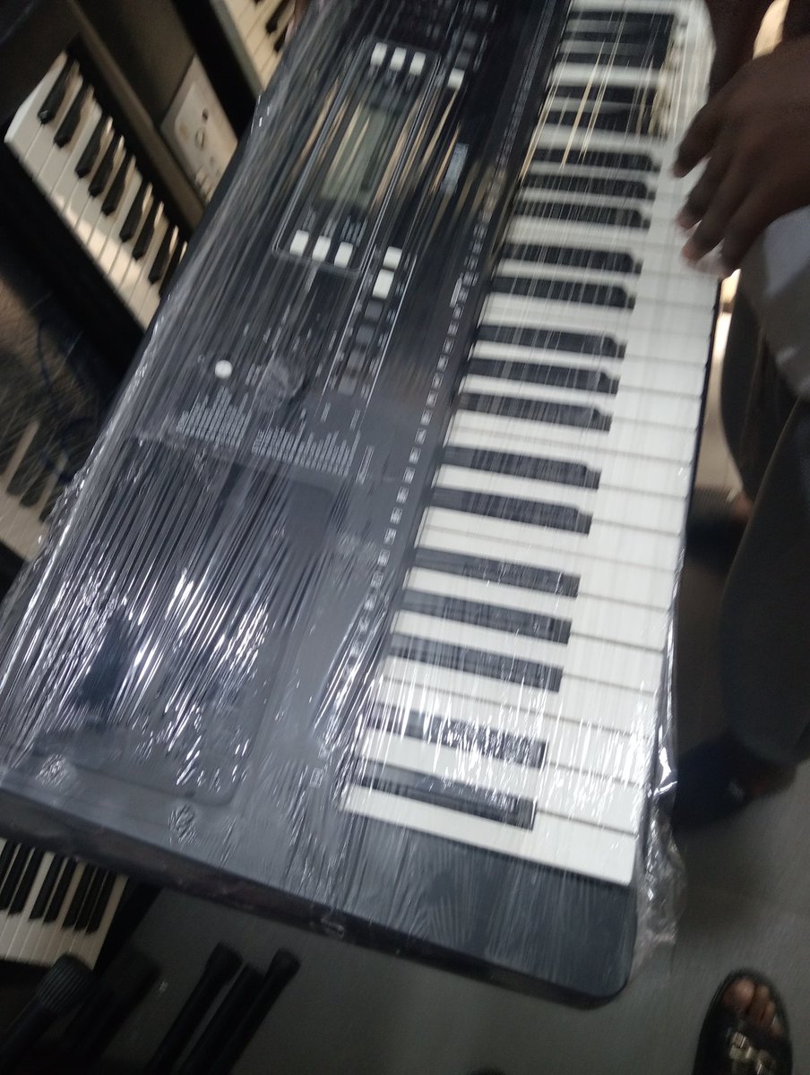 TeddyEnosa tweet media