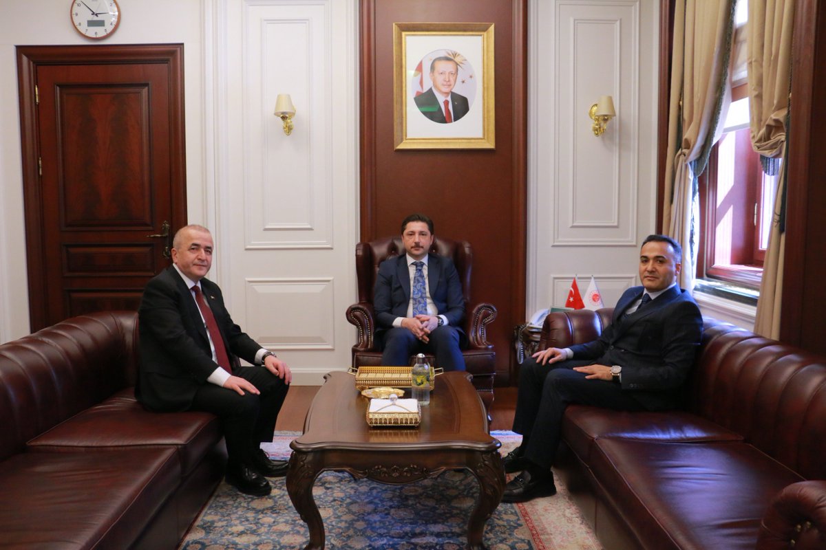 Valimiz Sayın Numan HATİPOĞLU, Adalet Bakan Yardımcısı Sayın Burak CEYHAN ve Türkiye Adalet Akademisi Başkanı Sayın Metin YILDIRIM’ı ziyaret etti.

<a href="/numanhatipoglu/">Numan Hatipoğlu</a>