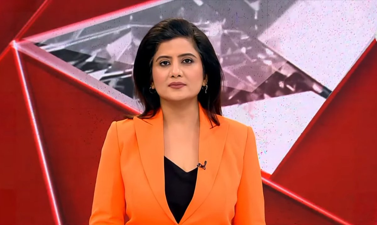 TARUNMI24's tweet image. #Tuesday
🧡🧡🧡🧡
#smiles #aajtak #9BajGaye #EkAurEkGyarah #lunchbreak #KhabreinAsardar #Shankhnaad #Vishesh #cutelooks😘 #lookoftheday #sweetsmile  @nehabatham03 Didi ji😊🧿😊