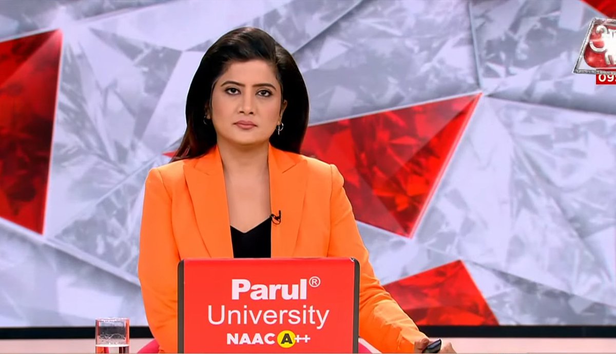 TARUNMI24's tweet image. #Tuesday
🧡🧡🧡🧡
#smiles #aajtak #9BajGaye #EkAurEkGyarah #lunchbreak #KhabreinAsardar #Shankhnaad #Vishesh #cutelooks😘 #lookoftheday #sweetsmile  @nehabatham03 Didi ji😊🧿😊