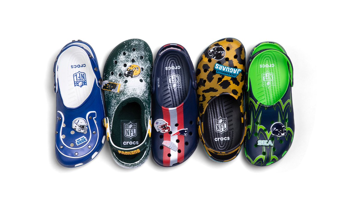NEW NFL x Crocs Collection 🏈 https://t.co/I4uF0YxtgG