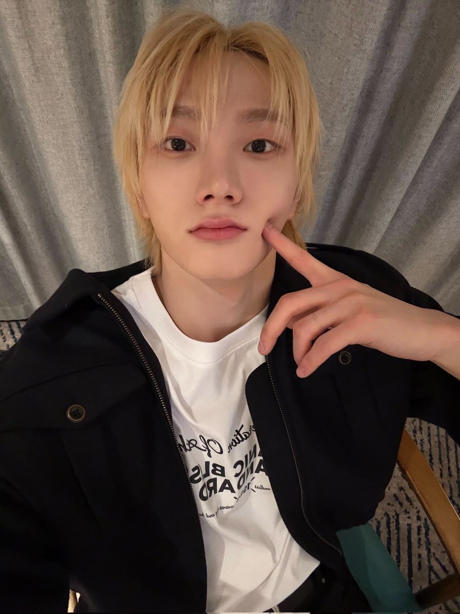 s.윤 (상태:류우) tweet media