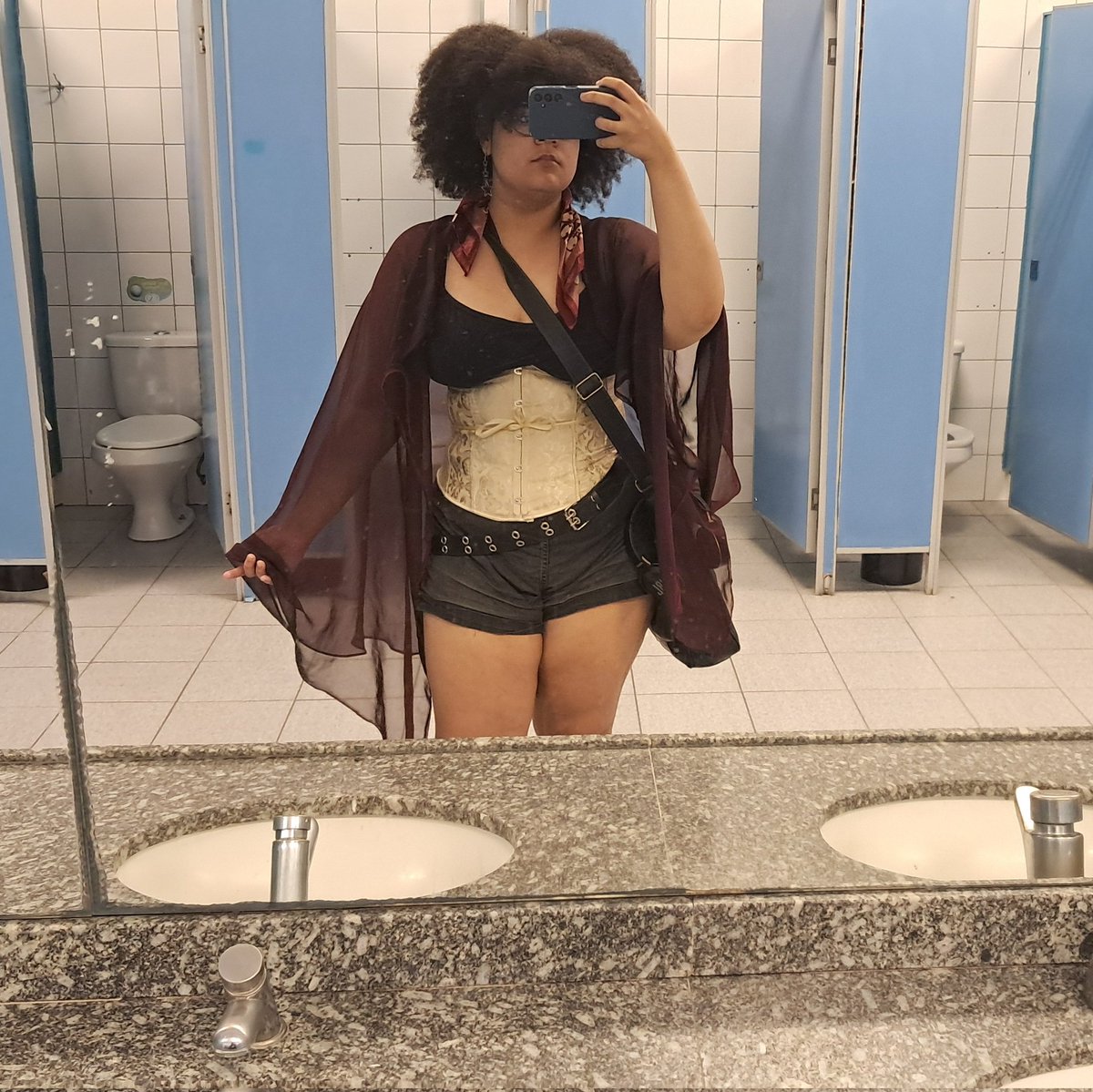 — ɴ𝚊𝐧ᴀ 🐇 tweet media