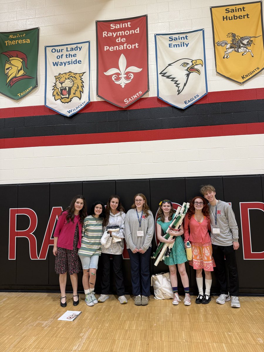 Saint Viator Theatre tweet media