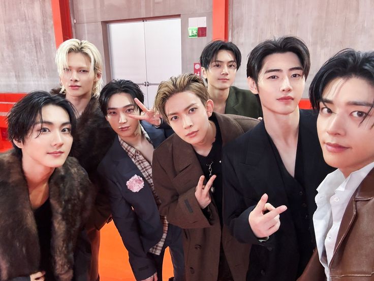 `우우⁷ tweet media