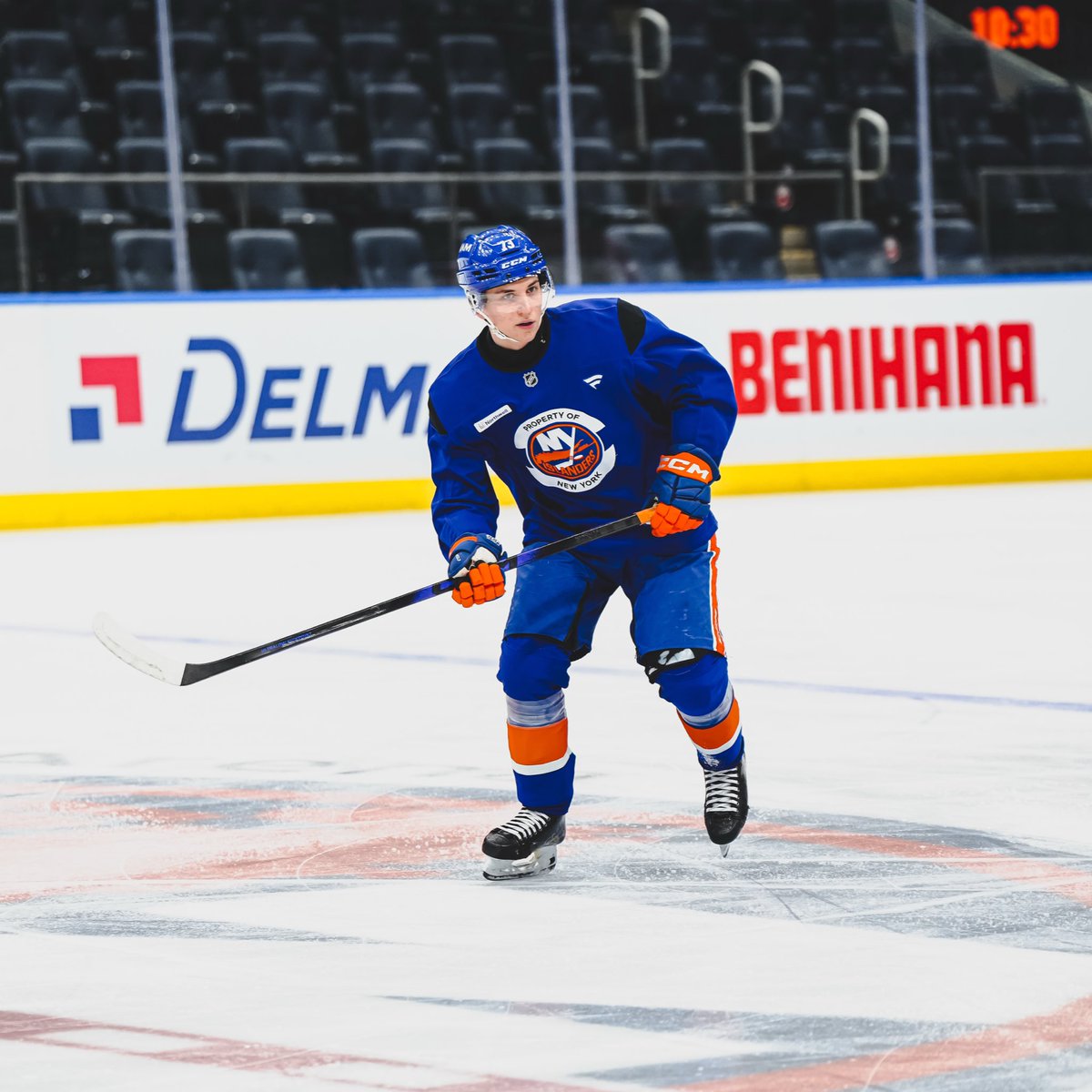 NYIslanders's tweet image. Victor Eklund will wear #73 and Liam Foudy will wear #43 for the #Isles!