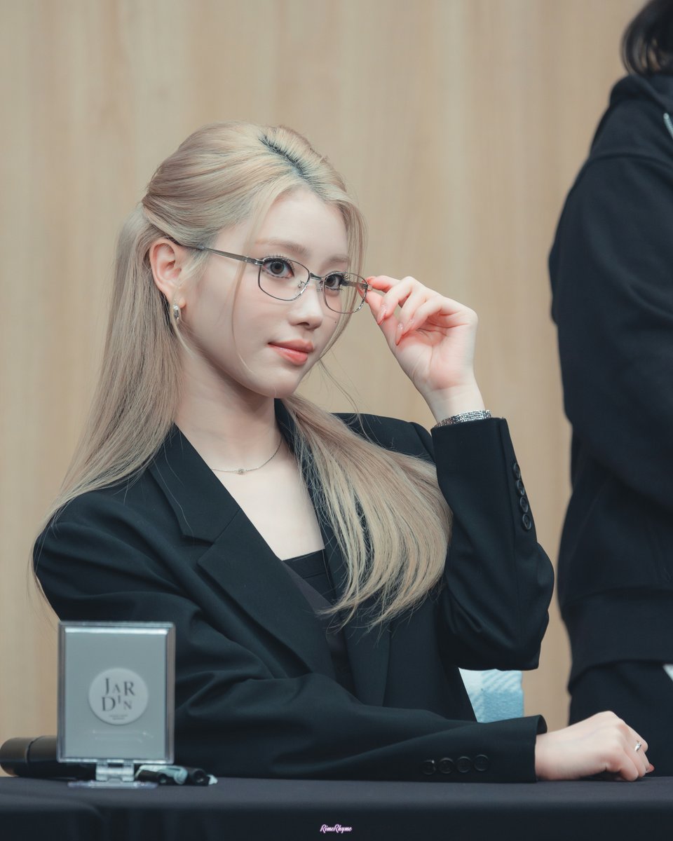 라임라임 tweet media