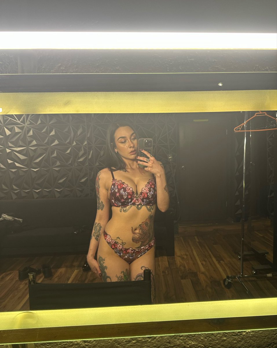 eleonxrwild tweet media