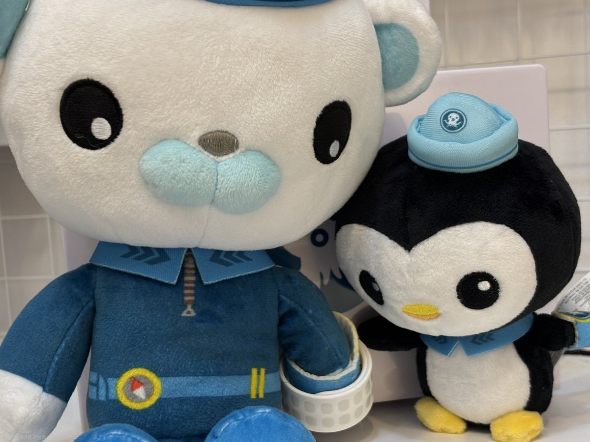 요즘 힘들다고 징징댔더니
가족이 뻬이소 가방 사줌……
😭😭😭😭😭!!!!!!
와 너무 좋아서 웃음이 안 멈춘다