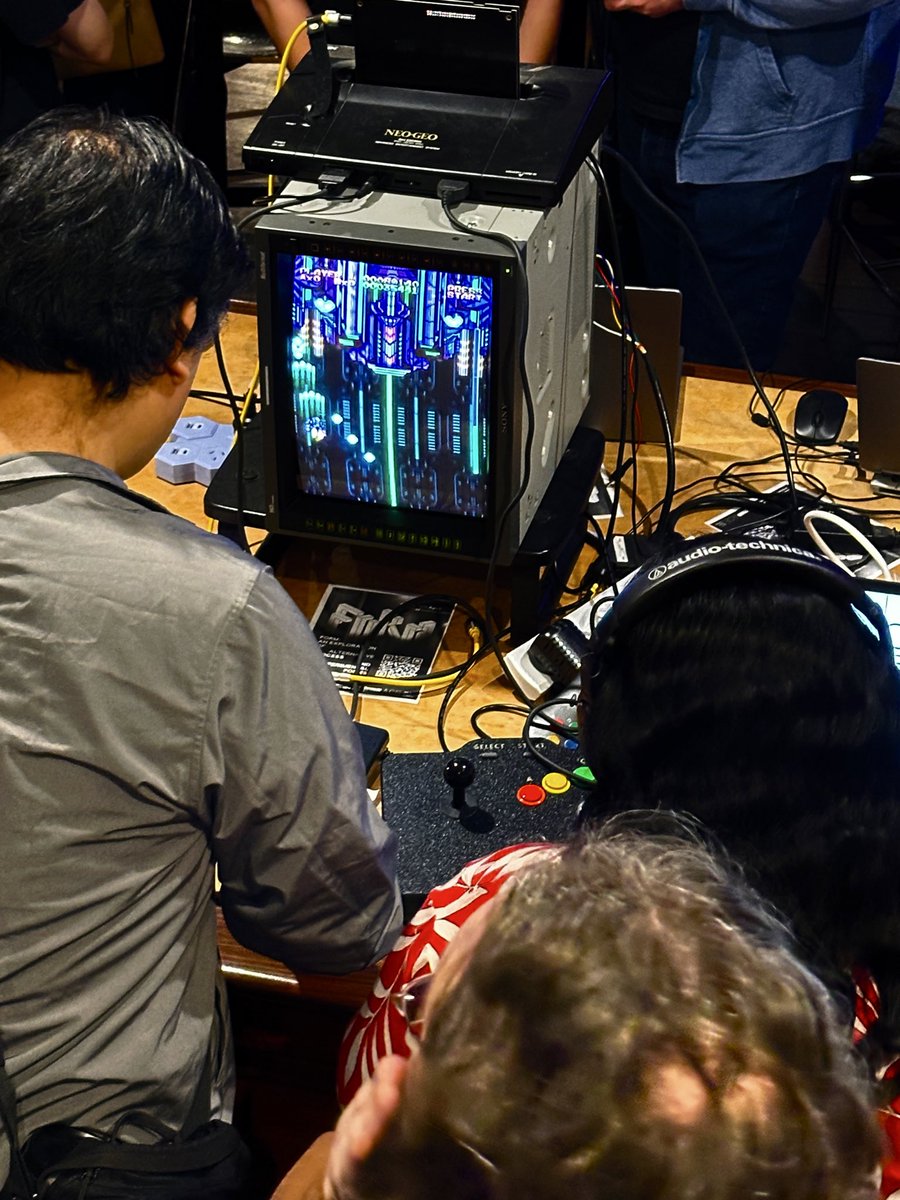 FULLSET_Collect's tweet photo. Really stoked about all the positive feedback re: "Overserved: Food Fighters!" from tonight in Sydney 🇦🇺. We'll be hitting the U.S. 🇺🇸 in July and can't wait to organize our first public tournament and show off all the things we'be been cooking right at @TooManyGames! 😇 https://t.co/s3ezW5UfTS