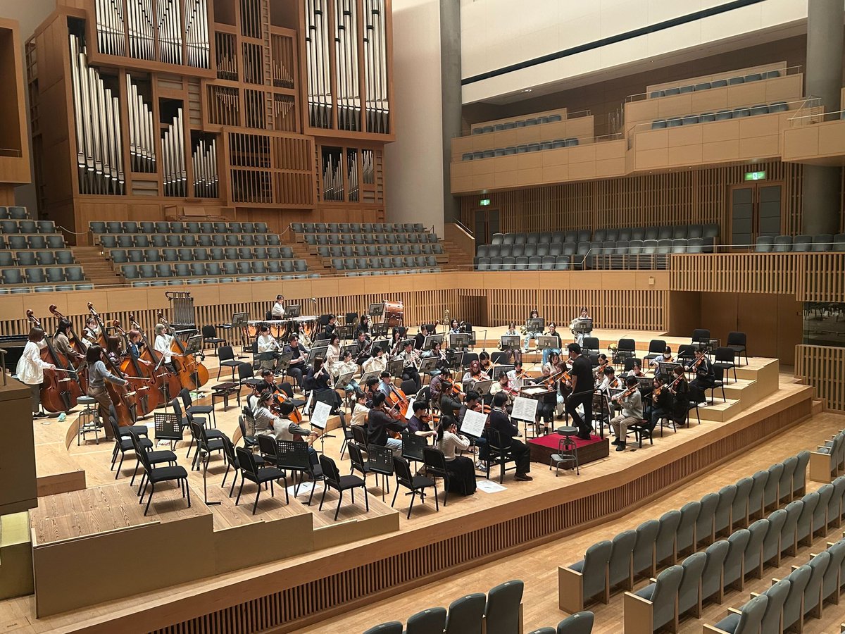 今日は本番会場である #京都コンサートホール で練習を行いました！
 #阪哲朗 マエストロのもと、普段の練習の成果と課題の再確認ができた充実した練習になりました！