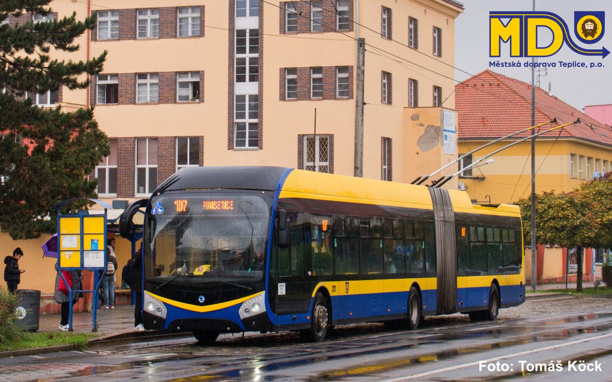 Md_Teplice's tweet photo. Buďte první,
Vážení sledující,
od středy 15.04.2026 bude ukončena výluka Pražská - Prosetice na lince č. 107, v zastávce Pražská již nebude nutný přestup na náhradní dopravu a linka pojede v celé trase.
Vaše Městská doprava Teplice, p.o. 😉 https://t.co/9ZgpVjpweL