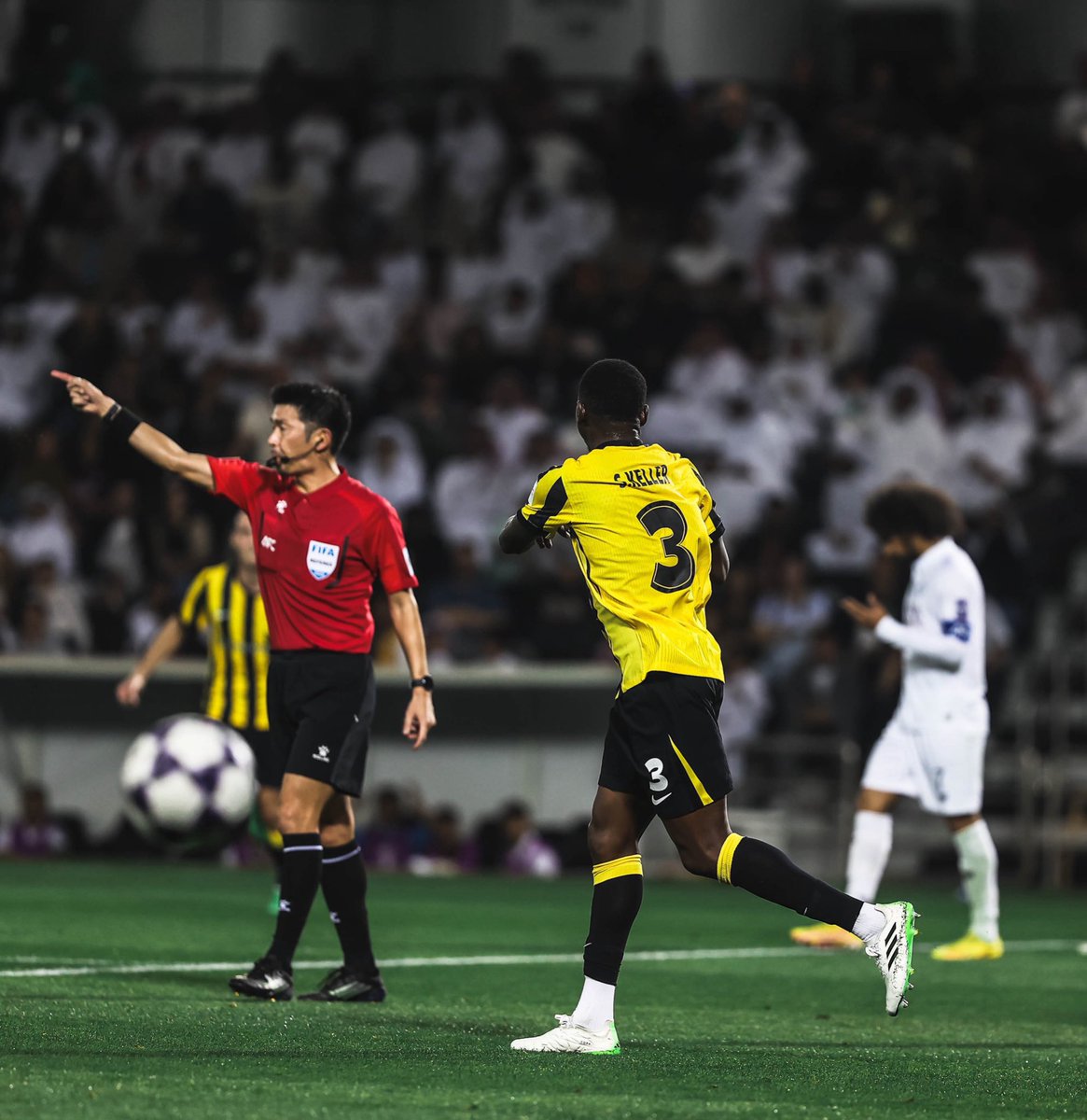 سقراط tweet media