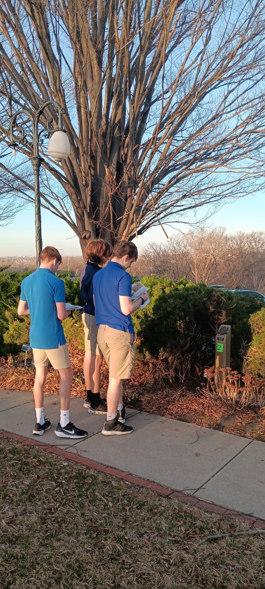 grosscatholic's tweet image. Last month, our Cougars took time during class today to pray the Way of the Cross as part of their Lenten journey toward the Resurrection of Christ. ✝️

#TeachingTuesday