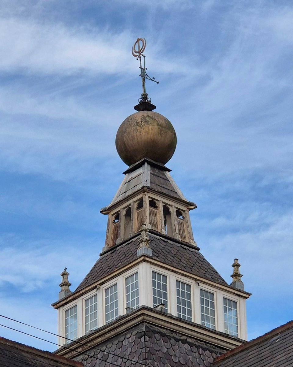 visit_leicester's tweet image. Happy Vaisakhi to our Sikh community! Don't forget that the city's Vaisakhi procession the Nagar Kirtan will take place on Sunday 27 April, with thousands of people set to join in the fun!

#Vaisakhi #SikhCommunity #VaisakhiCelebration #SikhFestival #NagarKirtan