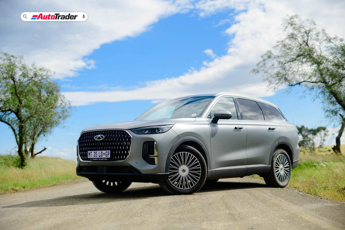 AutoTraderSA's tweet image. We took the @SA_Chery #Tiggo7 &amp;amp; 8 Pro #PHEVs on an epic journey to see if #hybrid tech really delivers on its fuel-saving promises.👇 
 bit.ly/CheryTiggoNEVR…
#CheryTiggo #HybridLife #FuelSavings