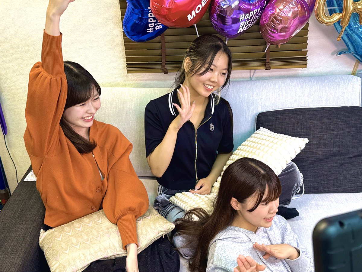 Chit Chat【Official】 tweet media