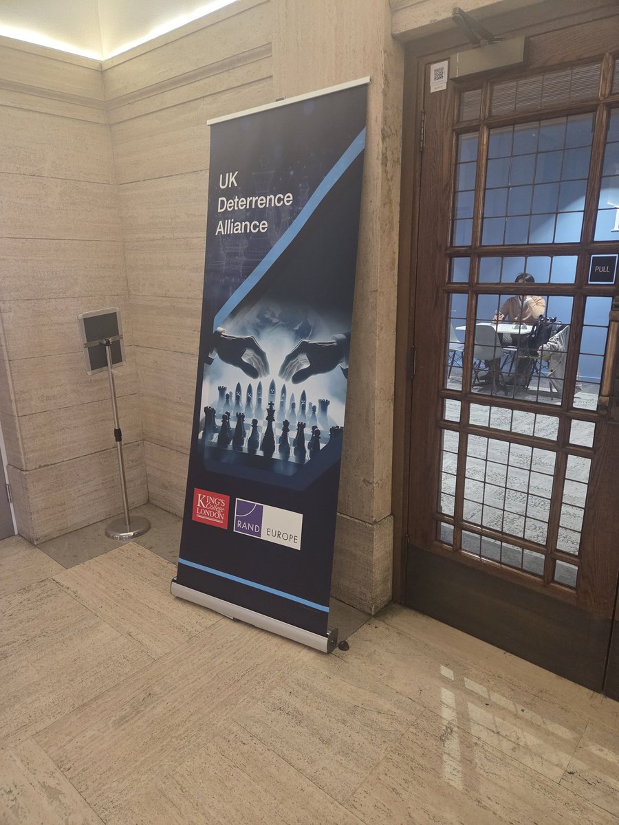robggill's tweet image. Back to KCL for the day for #deterrence conference.
