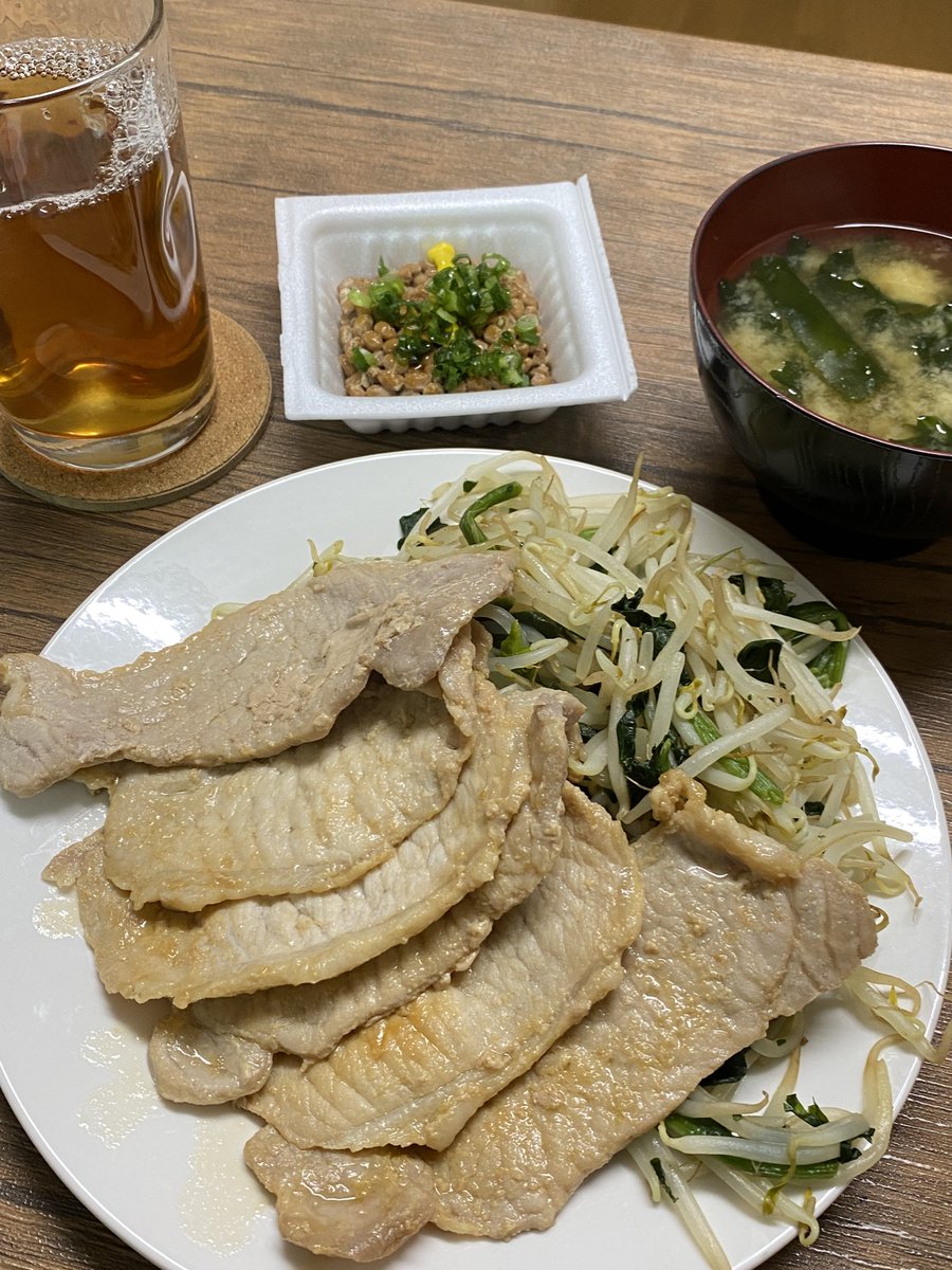 いしみず tweet media