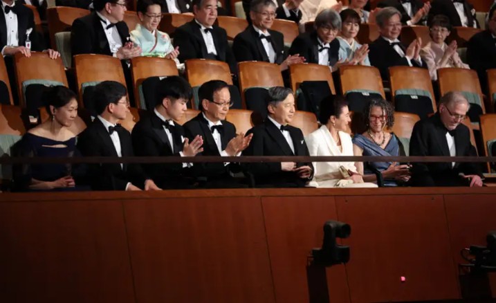 琥珀糖 tweet media